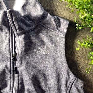 Women’s North Face Canyonwall Vest Like New